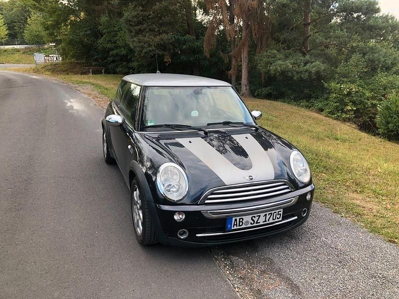 Schwarz Gebraucht 2006 Mini Cooper Kleinwagen | 5.200 € (Fairer Preis) - Bild 1/4