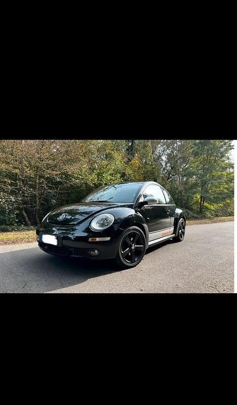 Schwarz Gebraucht 2010 VW Beetle Kleinwagen | 6.999 € (Teuer) - Bild 1/4