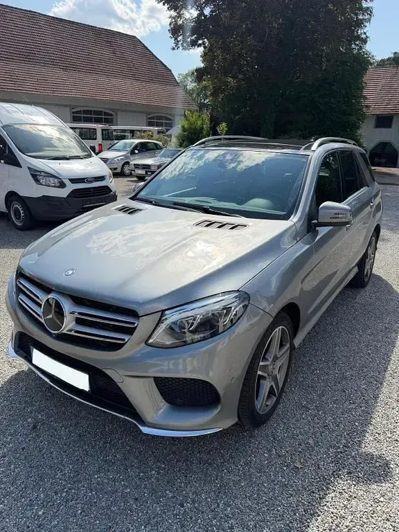 Gebraucht Mercedes GLE350 AMG line 258 PS (189 kW) 2016 Silber SUV