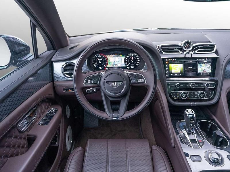Gebraucht Bentley Bentayga 549 PS (403 kW) 2025 Grün SUV