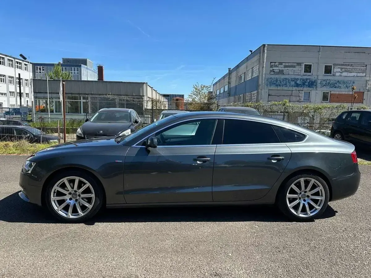 Second-hand Audi A5 S-Line 170 CP (125 kW) 2012 Gri Coupe