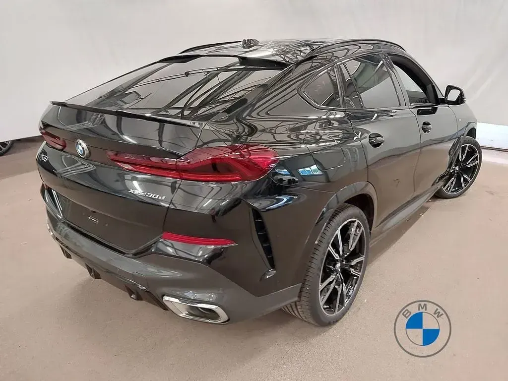 Gebraucht BMW X6 M Sport 298 PS (219 kW) 2025 Schwarz SUV