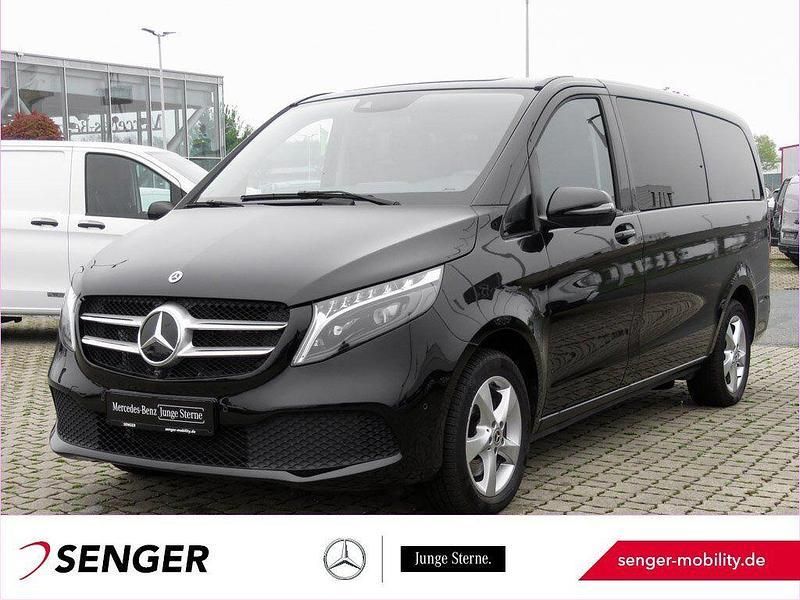 Schwarz Gebraucht 2023 Mercedes V250 Van / Kleinbus | 54.350 € (Guter Preis) - Bild 1/3