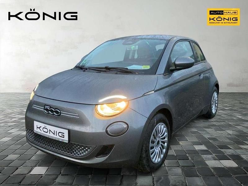 Grau Gebraucht 2023 Fiat 500e Limousine | 25.197 € (Etwas zu teuer) - Bild 1/4