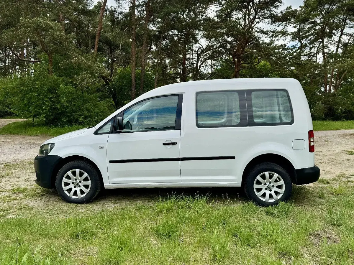 Gebraucht VW Caddy 102 PS (75 kW) 2012 Weiß Van / Kleinbus
