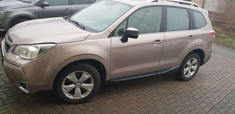 Gelb Gebraucht 2013 Subaru Forester SUV | 9.900 € (Teuer) - Bild 1/4