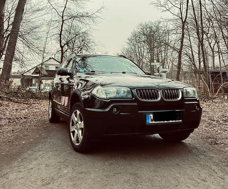 Schwarz Gebraucht 2005 BMW X3 SUV | 5.499 € (Etwas zu teuer) - Bild 1/4