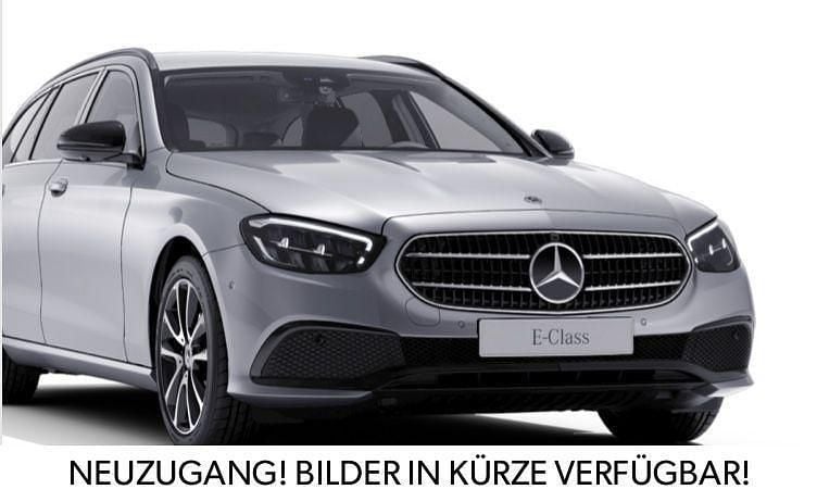 Gebraucht Mercedes E220 Avantgarde 200 PS (147 kW) 2022 Silber Kombi