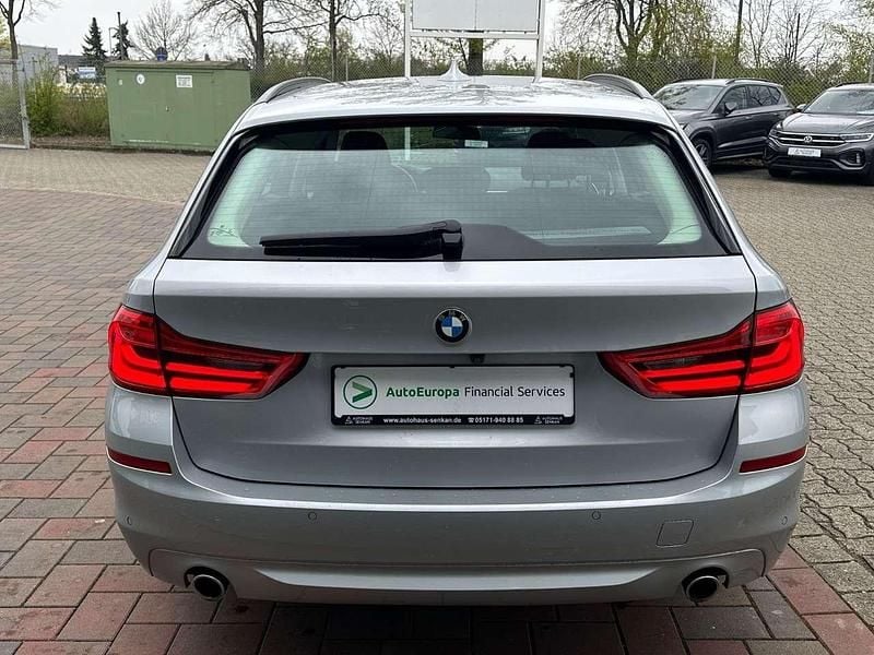 Gebraucht BMW 520 190 PS (139 kW) 2020 Silber Limousine