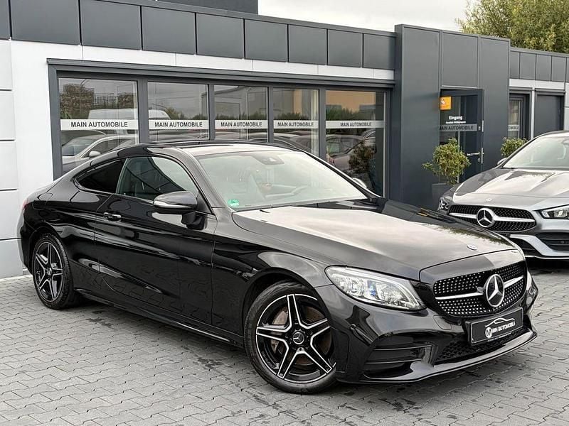 Gebraucht Mercedes C300 AMG 258 PS (189 kW) 2019 Schwarz Coupé