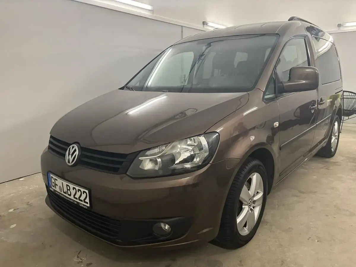 Second-hand VW Caddy 105 CP (77 kW) 2010 Maro Monovolum