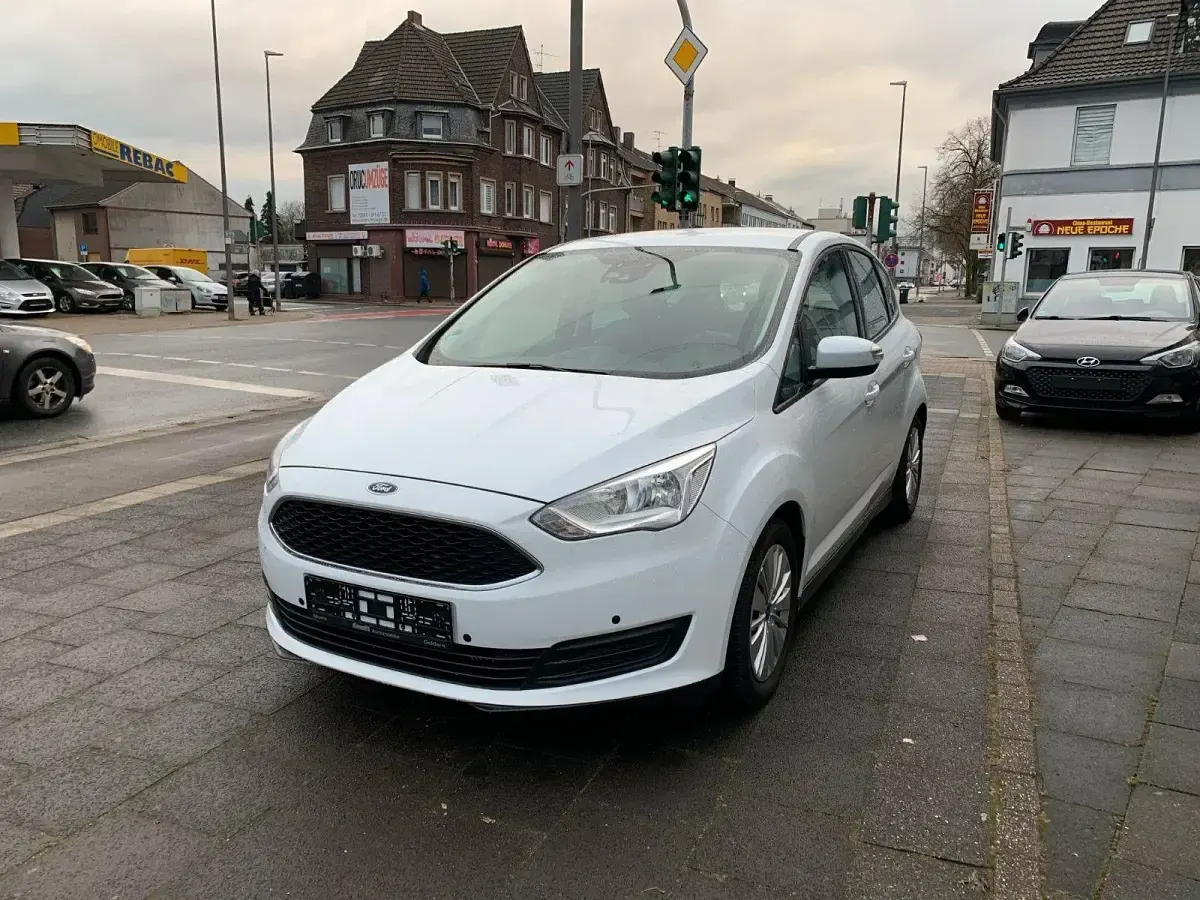 Gebraucht Ford C-MAX Trend 101 PS (74 kW) 2019 Weiß Van / Kleinbus