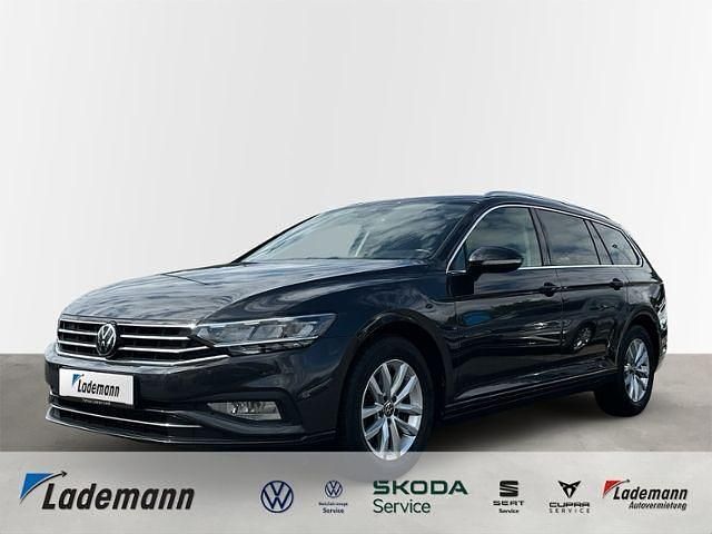 Grau Gebraucht 2023 VW Passat Business Kombi | 25.479 € (Guter Preis) - Bild 1/4