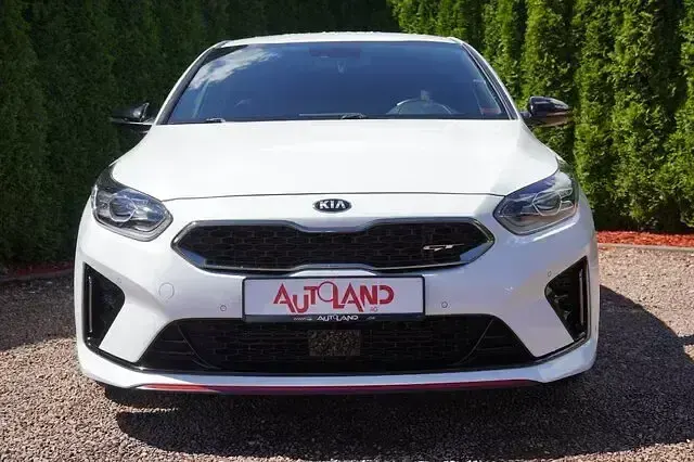 Gebraucht Kia Ceed 204 PS (150 kW) 2020 Weiss Kleinwagen