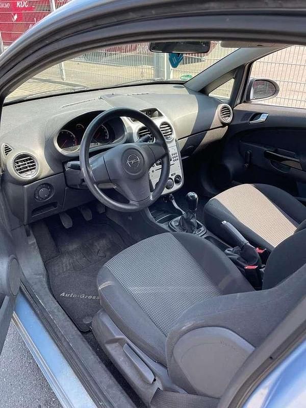 Gebraucht Opel Combo 75 PS (55 kW) 2009 Van