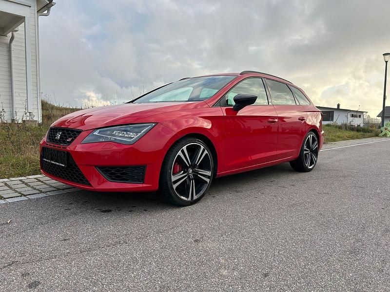 Rot Gebraucht 2016 Cupra Leon Kombi | 18.899 € (Guter Preis) - Bild 1/4