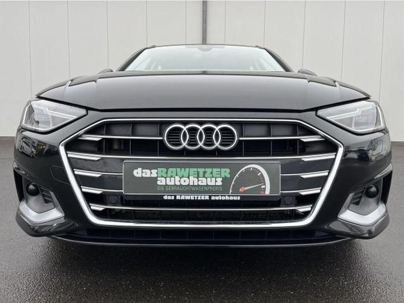Gebraucht Audi A4 204 PS (150 kW) 2022 Mythosschwarz (metallic) Kombi