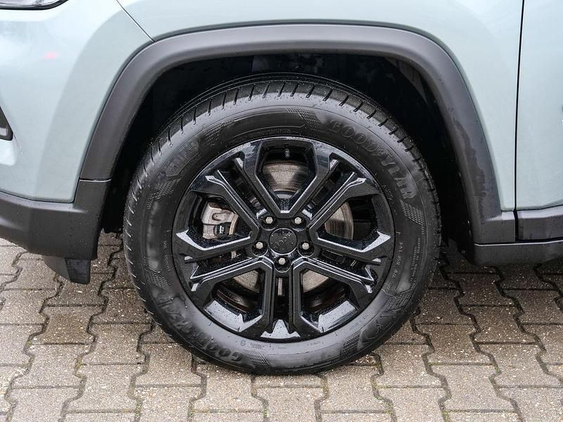Gebraucht Jeep Compass Limited 190 PS (139 kW) 2022 Blau SUV