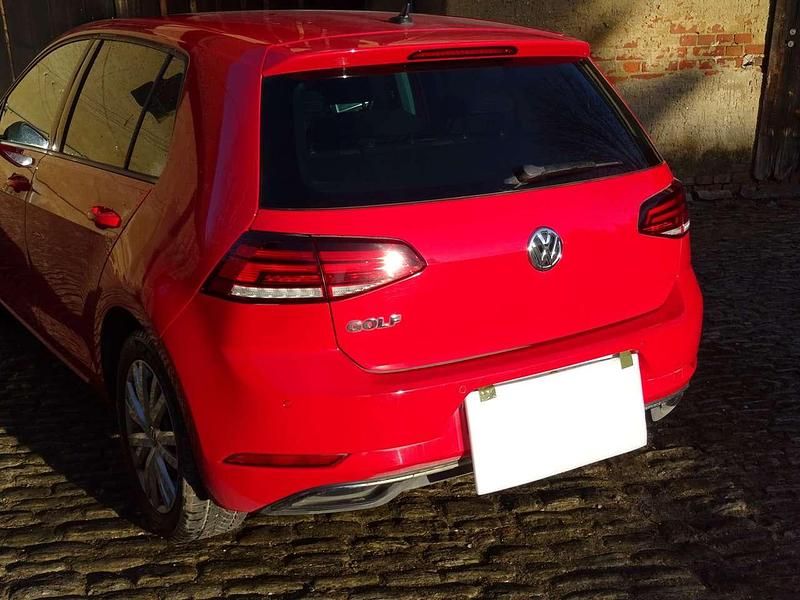 Gebraucht VW Golf VII Join 150 PS (110 kW) 2018 Rot Limousine