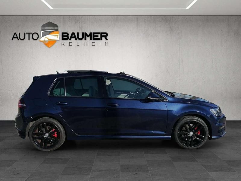 Second-hand VW Golf VII Highline 150 CP (110 kW) 2015 Albastru Berlinǎ