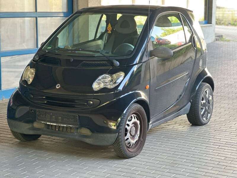 Schwarz Gebraucht 2007 Smart ForTwo Coupé Basis Kleinwagen | 2.200 € (Guter Preis) - Bild 1/4