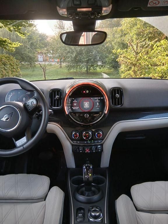 Schwarz Gebraucht 2022 Mini Cooper Countryman Essential SUV | 24.500 € (Superpreis) - Bild 1/4