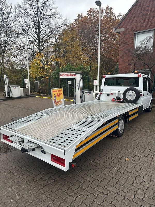 Weiß Gebraucht 2008 Ford Transit Limousine | 14.500 € - Bild 1/4