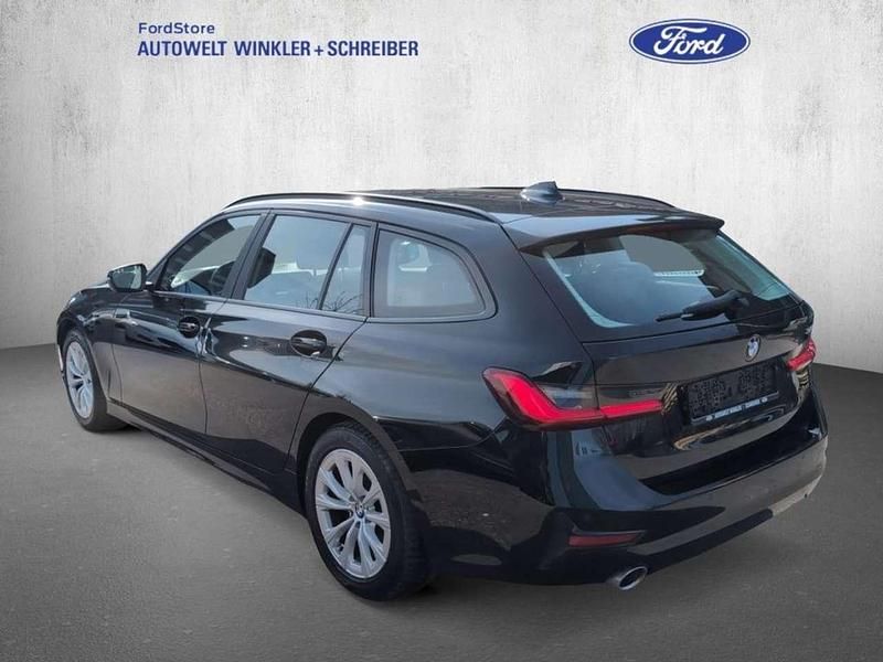 Gebraucht BMW 320 Advantage 184 PS (135 kW) 2020 Schwarz Kombi