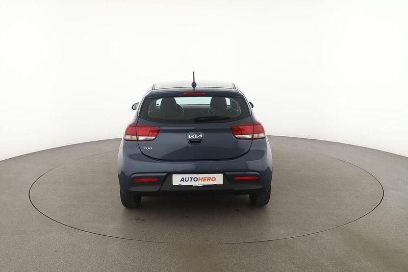 Gebraucht Kia Rio Edition 7 84 PS (61 kW) 2023 Blau Limousine