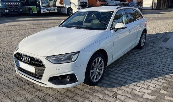 Weiß Gebraucht 2023 Audi A4 Sport Kombi | 27.251 € (Fairer Preis) - Bild 1/4