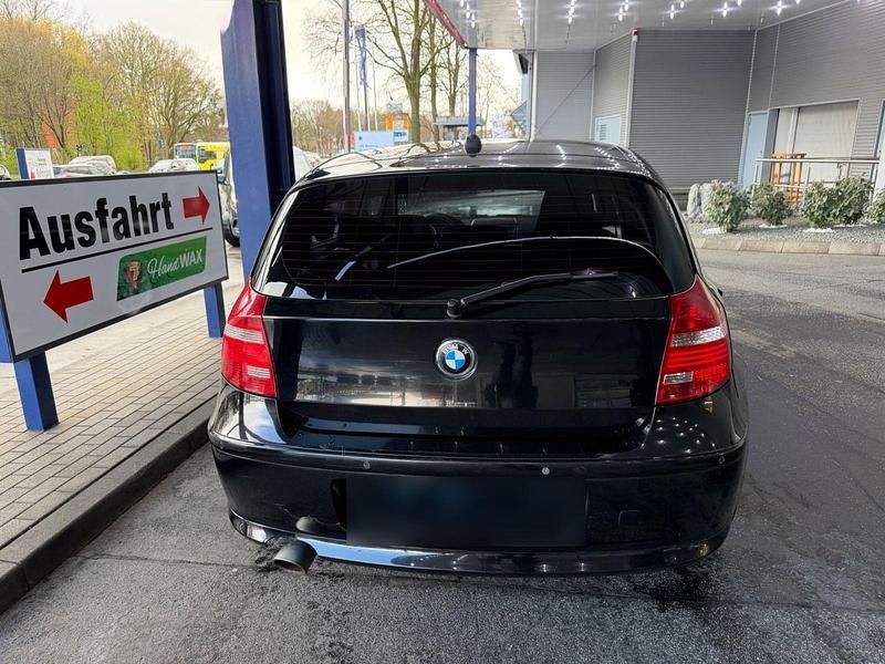 Gebraucht BMW 118 Performance 143 PS (105 kW) 2008 Schwarz Kleinwagen