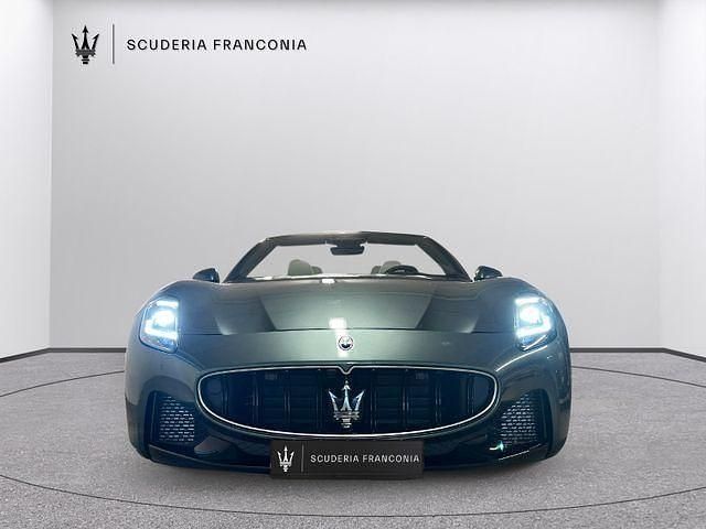 Neu Maserati GranCabrio 491 PS (361 kW) 2025 Verde giada Cabrio