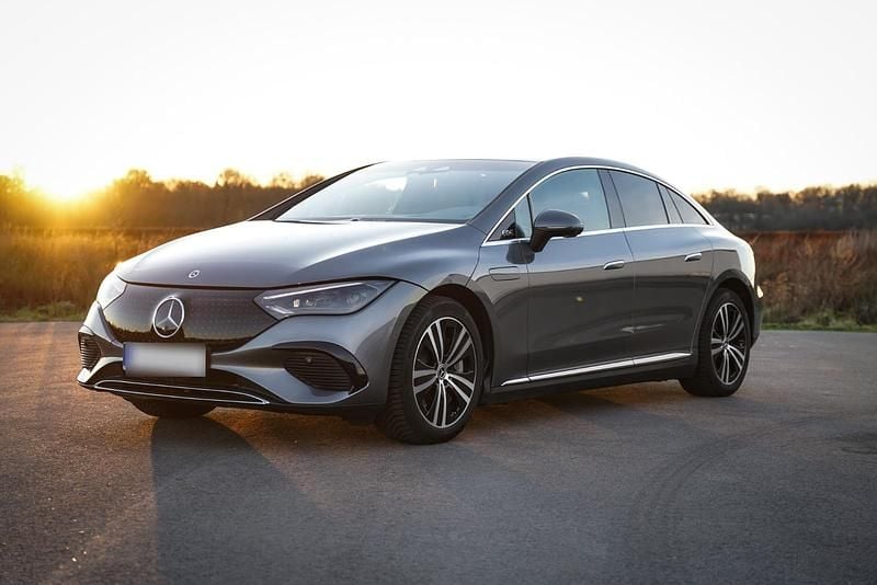 Gebraucht Mercedes EQE350 214 kW (292 PS) 2023 Grau Limousine