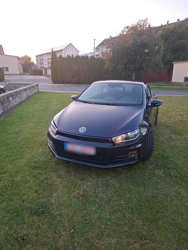 Blau Gebraucht 2014 VW Scirocco Coupé | 9.800 € (Guter Preis) - Bild 1/4