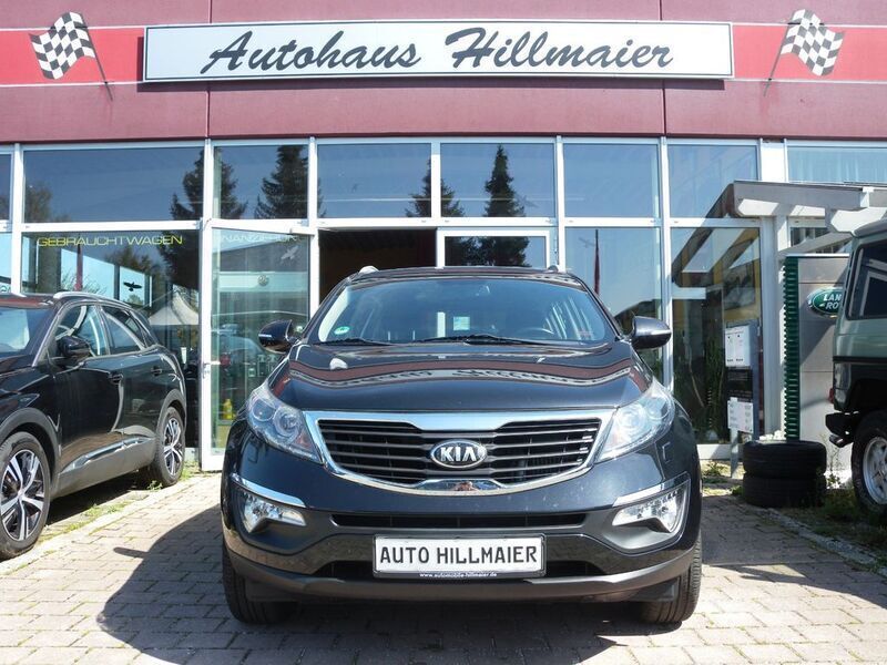 Schwarz Gebraucht 2013 Kia Sportage Vision SUV | 9.555 € (Fairer Preis) - Bild 1/4