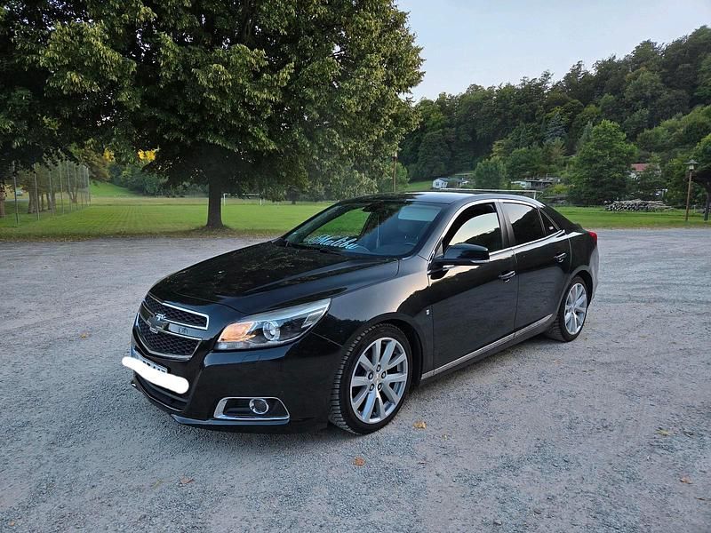 Schwarz Gebraucht 2012 Chevrolet Malibu Limousine | 7.000 € - Bild 1/4