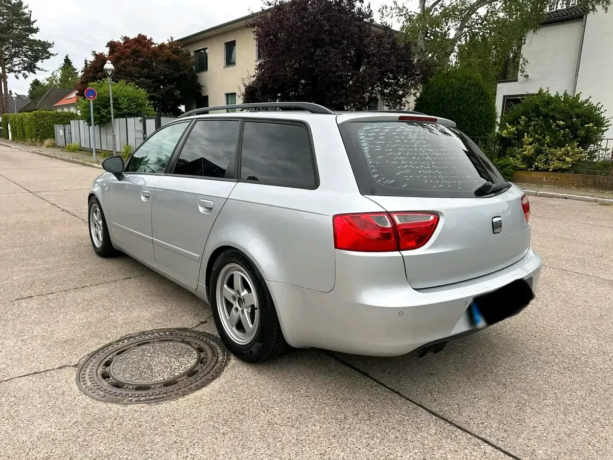Gebraucht Seat Exeo 142 PS (104 kW) 2010 Silber Kombi
