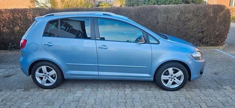 Gebraucht VW Golf Plus Cross Style 86 PS (63 kW) 2011 Blau Van / Kleinbus