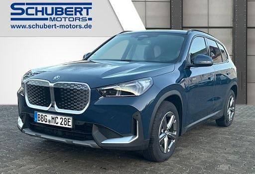 Gebraucht BMW iX1 150 kW (204 PS) 2025 Blau SUV