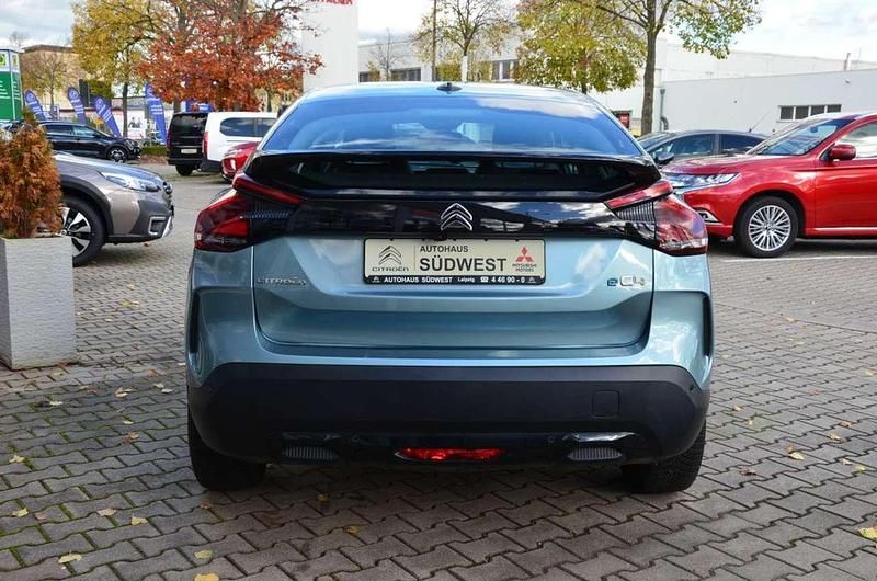Gebraucht Citroën e-C4 Feel 100 kW (136 PS) 2021 Olbia blau metallic Limousine
