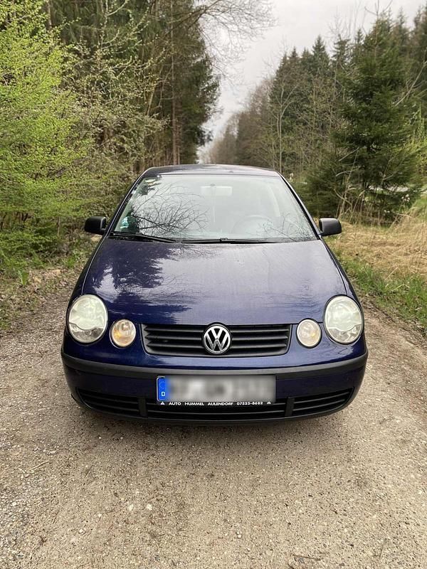 Blau Gebraucht 2004 VW Polo Kleinwagen | 750 € (Guter Preis) - Bild 1/4