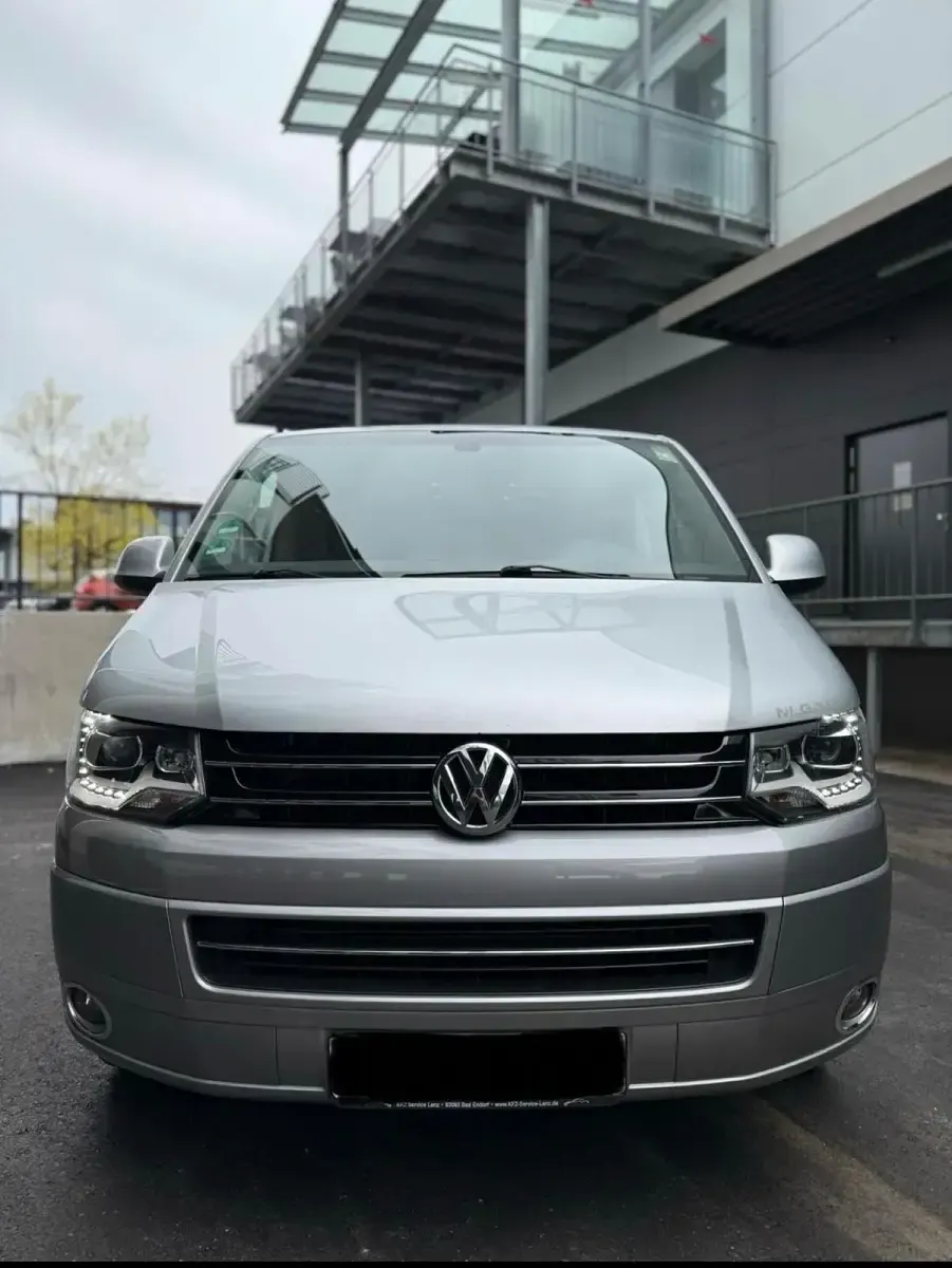 Gebraucht VW Multivan Highline 182 PS (133 kW) 2009 Silber Van / Kleinbus