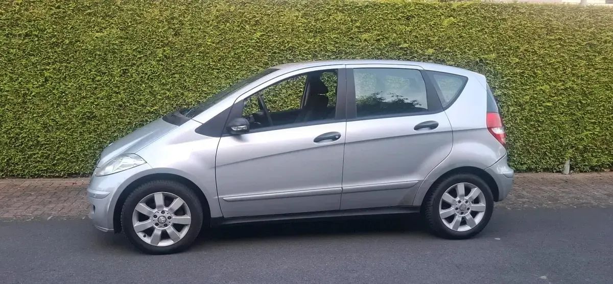 Gebraucht Mercedes A150 90 PS (66 kW) 2006 Silber Kleinwagen