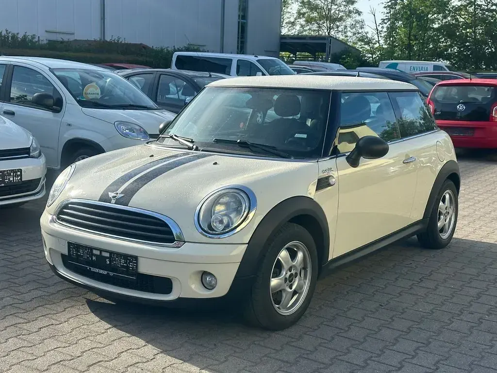 Usata Mini ONE 75 CV (55 kW) 2010 Bianco Utilitaria
