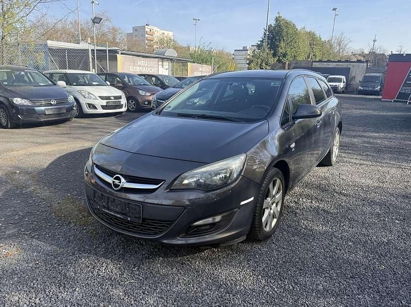 Gebraucht Opel Astra 140 PS (102 kW) 2013 Plat.anthr./rogrey/0j:silbergr Kombi
