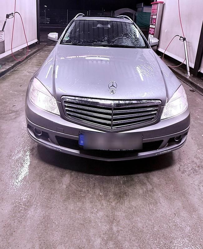 Gebraucht Mercedes C220 175 PS (128 kW) 2007 Grau Kombi