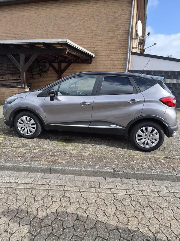 Gebraucht Renault Captur 120 PS (88 kW) 2013 Braun SUV
