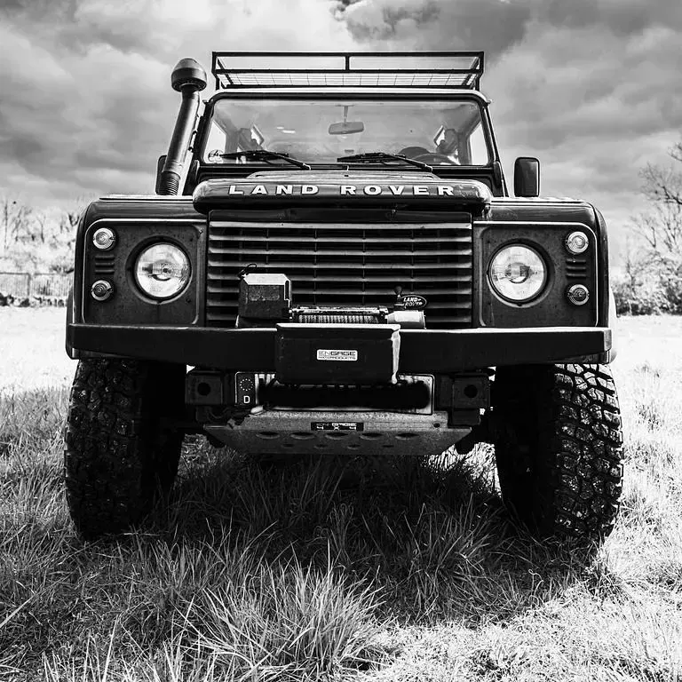 Gebraucht Land Rover Defender 122 PS (89 kW) 2008 Schwarz Kombi