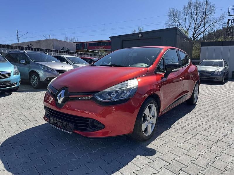 Gebraucht Renault Clio IV Dynamique 73 PS (53 kW) 2013 Feuerrot Kleinwagen