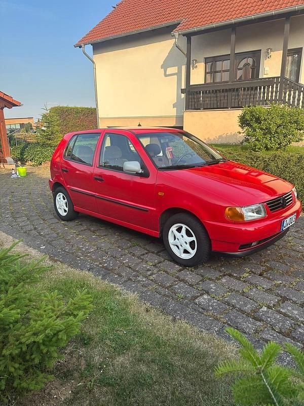 Rot Gebraucht 1999 VW Polo Kleinwagen | 700 € (Guter Preis) - Bild 1/4